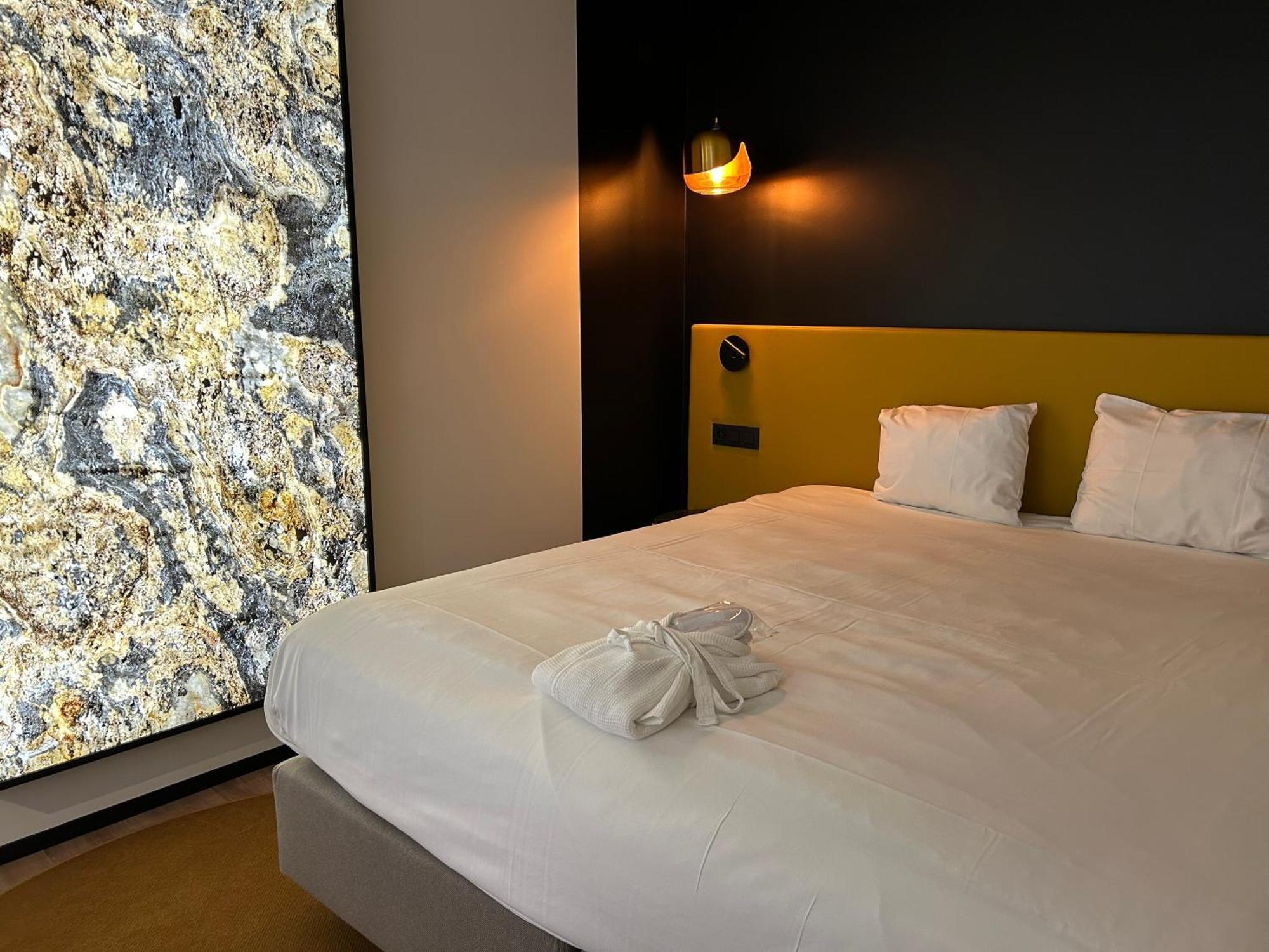 Ariane Hotel Ypres Exterior foto
